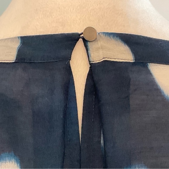 Chico's Size 2 Sheer Navy/Big White Polka Dots, Multi-Tiered Gathered Sleeves - Picture 10 of 16